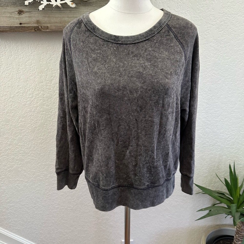 GAP acid wash Gray Crewneck Sweatshirt ladies size‎ Small